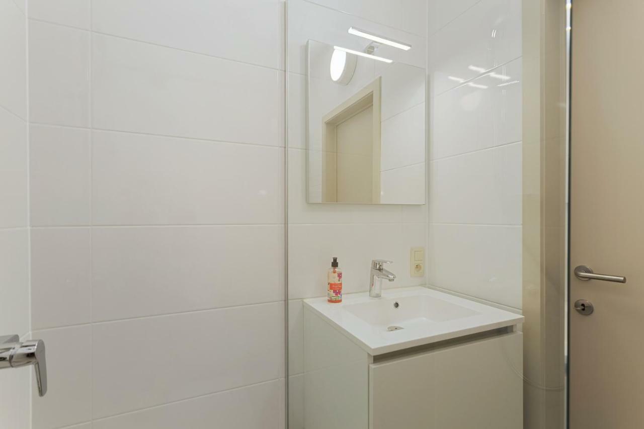 Apartment V7 Остенде Экстерьер фото